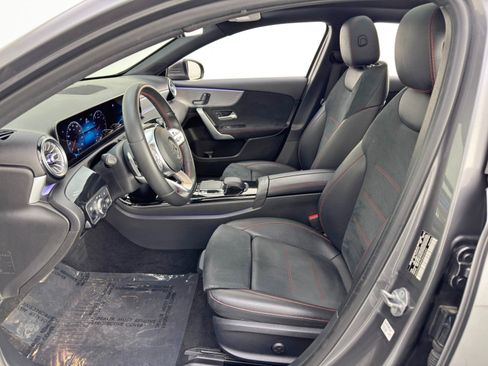 Used 2019 Mercedes-Benz A 220 A 220 w/ AMG Line & Premium Pa image 16