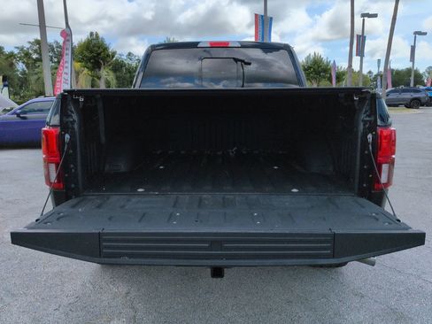 Used 2018 Ford F150 Lariat w/ Equipment Group 502A Luxury AWD/4WD image 12