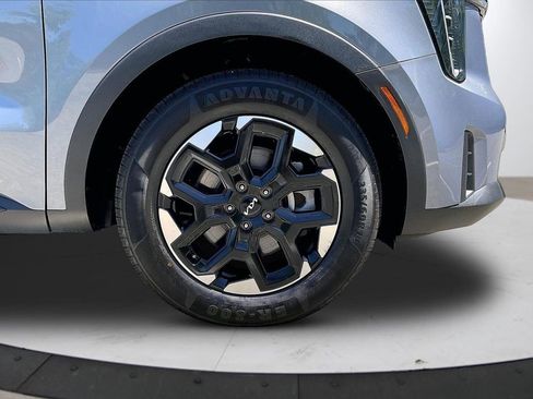 Used 2024 Kia Sorento S FWD image 36