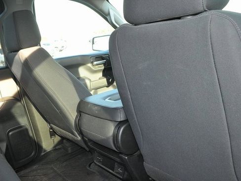 Used 2020 Chevrolet Silverado 1500 Custom w/ Custom Value Package image 25