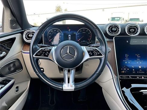 Used 2022 Mercedes-Benz C 300 4MATIC Sedan image 16