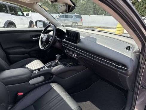 Used 2025 Honda HR-V EX-L image 27