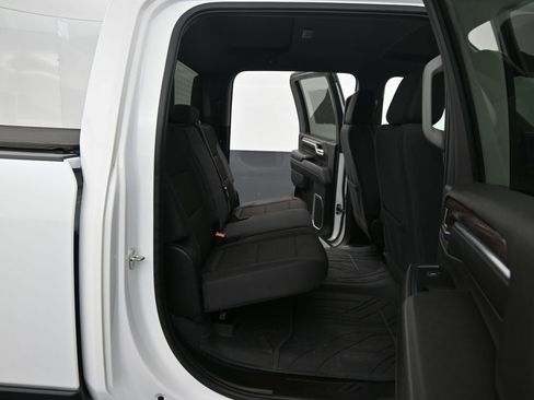 Used 2024 Chevrolet Silverado 2500 LT w/ Convenience Package image 34