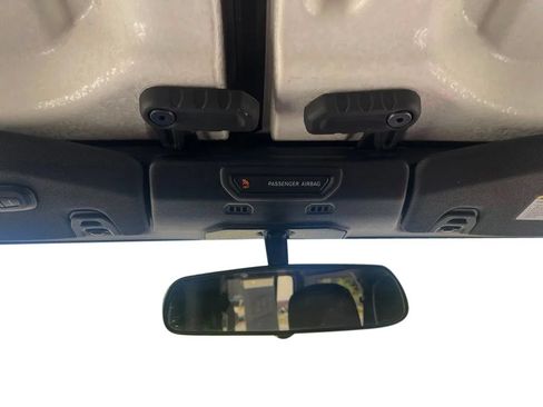 Used 2021 Jeep Wrangler Unlimited Rubicon w/ Cold Weather Group AWD/4WD image 35