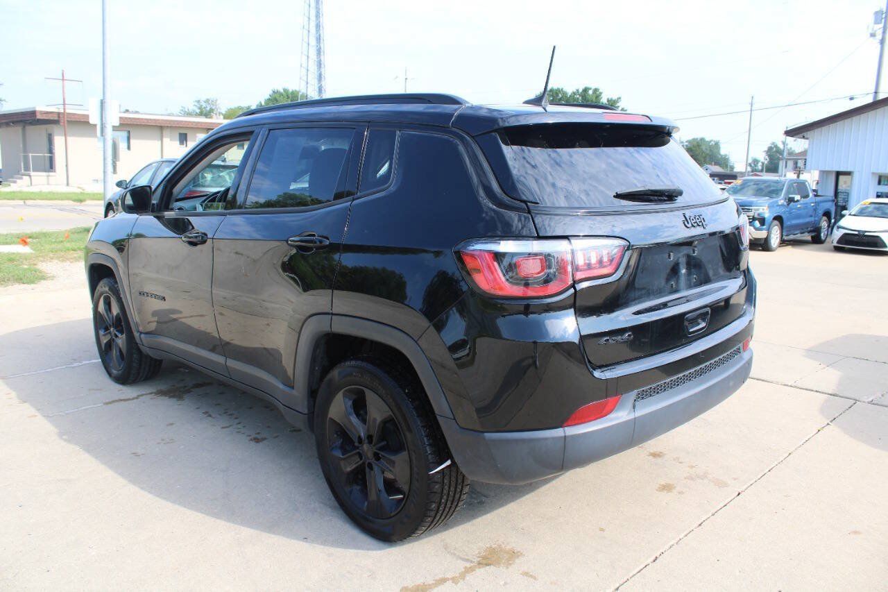 Used 2019 Jeep Compass Latitude AWD/4WD image 8