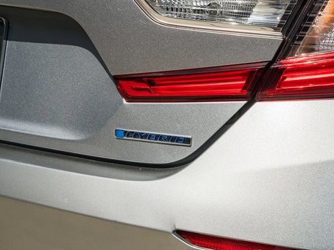 Used 2021 Honda Accord EX image 7