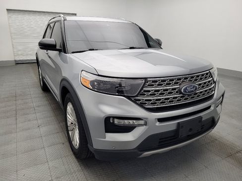 Used 2022 Ford Explorer Limited w/ Limited Technology Package RWD image 14