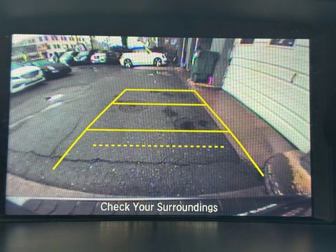 Used 2016 Honda Odyssey SE image 19