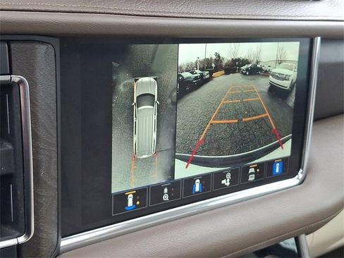 Used 2023 GMC Yukon Denali image 19