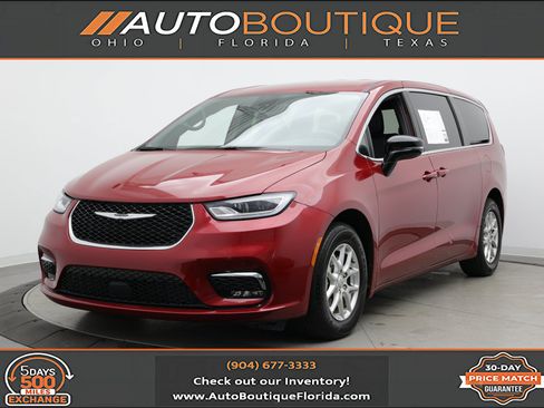 Used 2026 Chrysler Pacifica Select FWD image 1