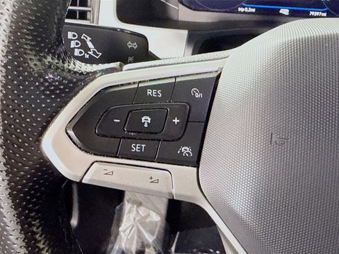 Used 2021 Volkswagen Atlas SEL R-Line image 14