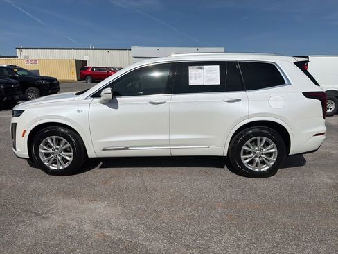 Used 2023 Cadillac XT6 Luxury image 10