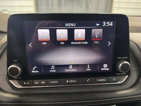 Used 2023 Nissan Rogue SV AWD/4WD image 12