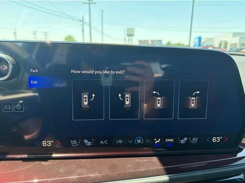 New 2026 Chevrolet Traverse RS AWD/4WD image 27