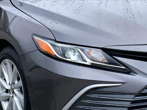 Used 2021 Toyota Camry LE FWD image 24