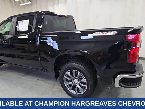 Used 2026 Chevrolet Silverado 1500 LT AWD/4WD image 9
