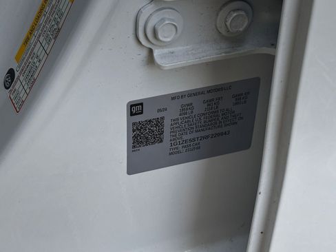 Used 2024 Chevrolet Malibu LT image 29