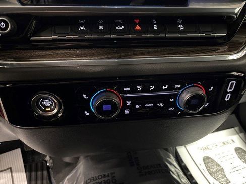 Certified 2024 Chevrolet Silverado 1500 LT w/ Z71 Off-Road Package image 28