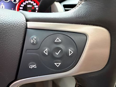 Used 2016 GMC Yukon Denali w/ Open Road Package image 27