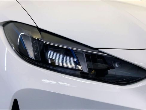 Used 2025 BMW M4 xDrive Competition w/ Executive Package image 12