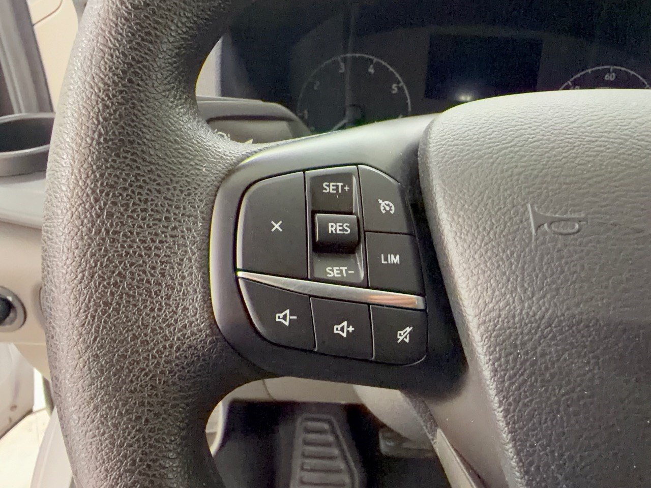 Certified 2025 Ford Transit 350 XLT RWD image 18