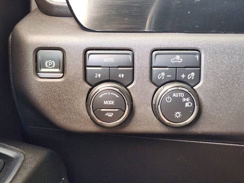 Certified 2023 Chevrolet Silverado 1500 LT w/ Protection Package image 21