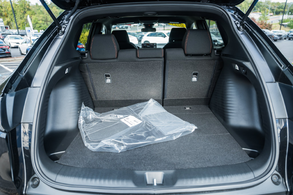 Used 2027 Honda HR-V Sport image 10