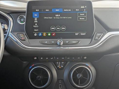 Used 2023 Chevrolet Blazer LT image 14