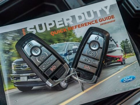 Used 2019 Ford F250 Lariat w/ Lariat Ultimate Package image 49