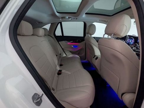 Used 2021 Mercedes-Benz GLC 300 image 33