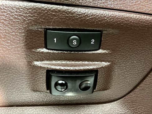 Used 2018 RAM 1500 Laramie Longhorn w/ Longhorn Southfork Package AWD/4WD image 35