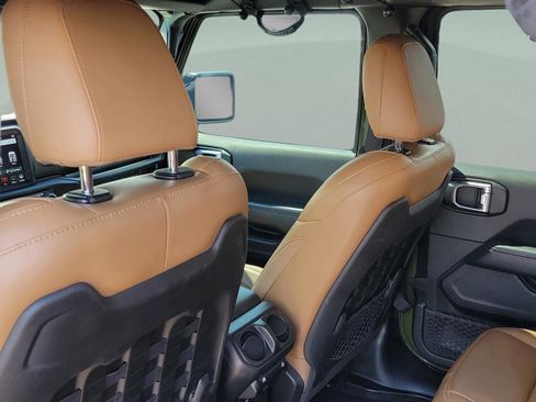 Used 2021 Jeep Wrangler Unlimited Rubicon image 6