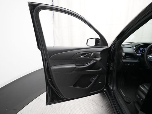 Used 2023 Chevrolet Traverse Premier AWD/4WD image 29