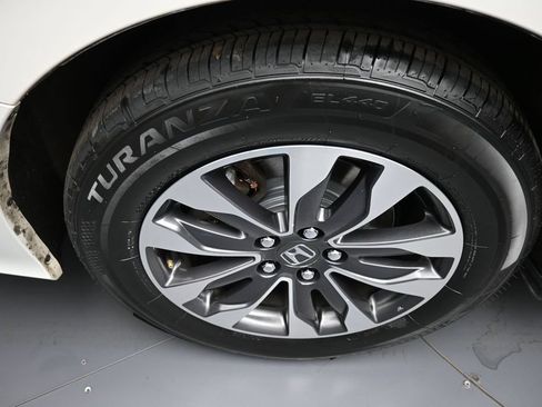 Certified 2024 Honda Odyssey EX-L image 12