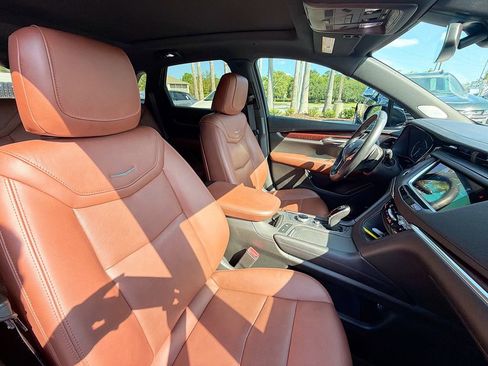 Certified 2022 Cadillac XT5 Premium Luxury FWD image 15