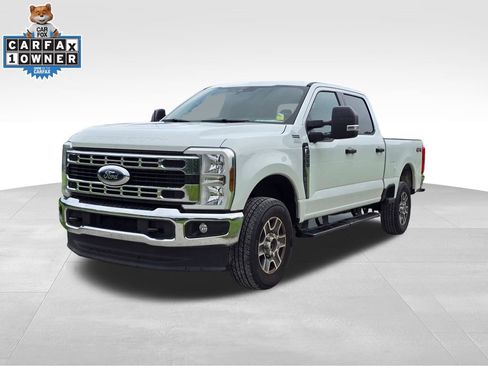 Certified 2025 Ford F250 XLT AWD/4WD image 9