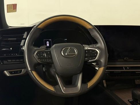 Used 2024 Lexus RX 350 Premium w/ Accessory Package (Z1) AWD/4WD image 26