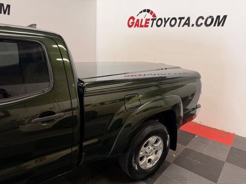Used 2014 Toyota Tacoma 4x4 Double Cab w/ SR5 Package image 7