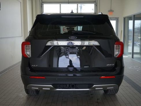 Used 2023 Ford Explorer XLT w/ Equipment Group 202A image 12