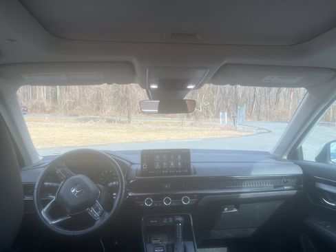 Used 2025 Honda CR-V EX-L image 11