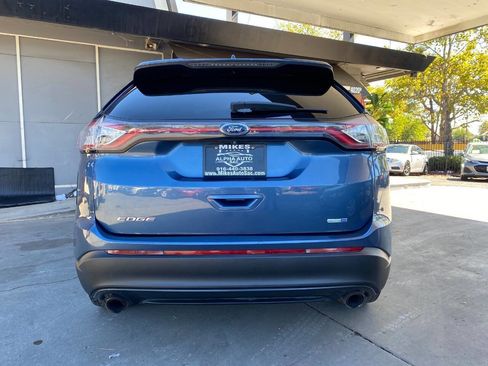 Used 2018 Ford Edge SE image 11