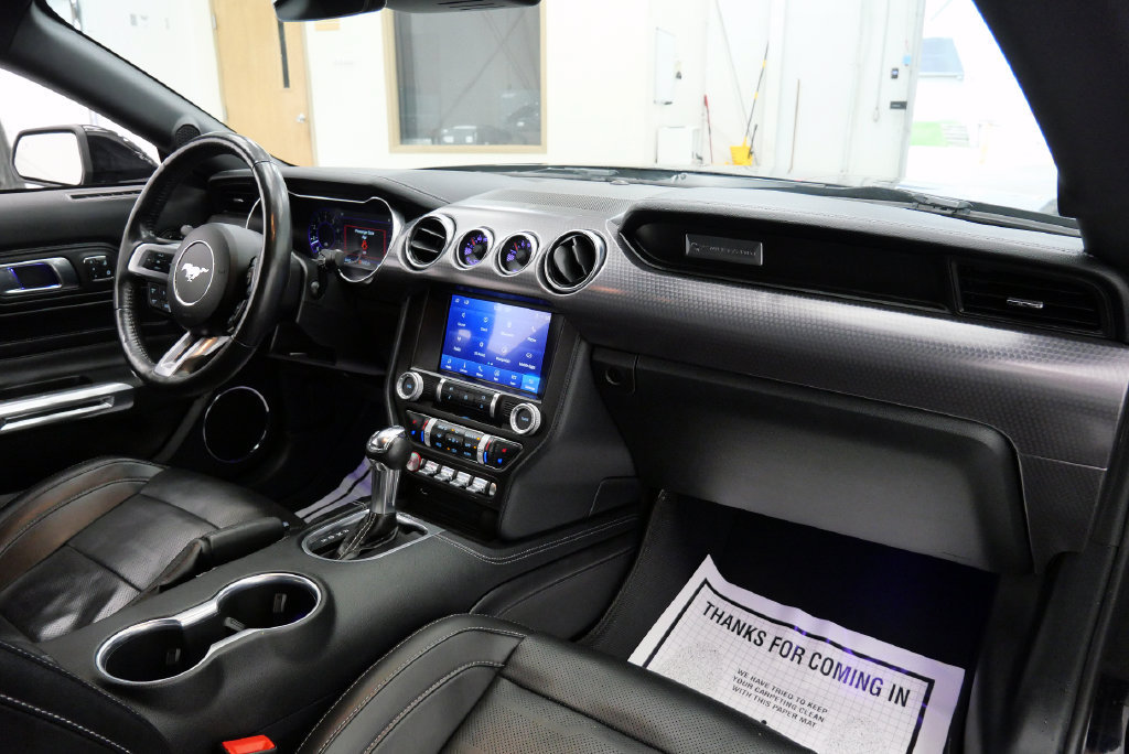 Used 2022 Ford Mustang GT Premium w/ GT Performance Package RWD image 18