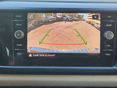 Used 2023 Volkswagen Taos SE image 14