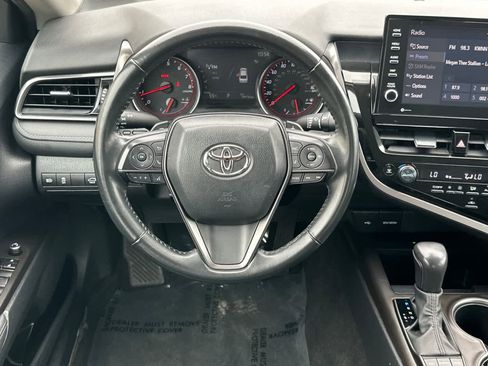 Used 2023 Toyota Camry XSE image 13