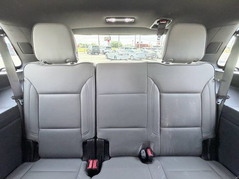 Used 2021 GMC Yukon SLT AWD/4WD image 28