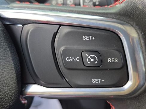 Used 2023 Jeep Wrangler Unlimited Rubicon w/ Cold Weather Group AWD/4WD image 25