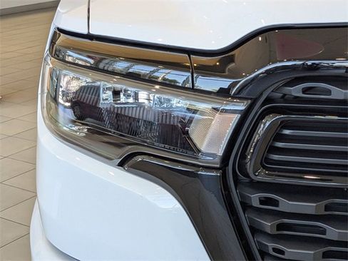 New 2026 RAM 1500 Express image 9