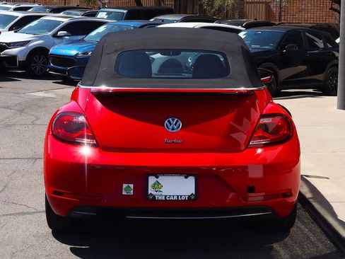 Used 2018 Volkswagen Beetle 2.0T SE image 11