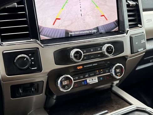 Used 2022 Ford F450 Lariat w/ Lariat Ultimate Package AWD/4WD image 26