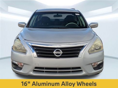 Used 2014 Nissan Altima 2.5 S w/ Sport Value Package image 11